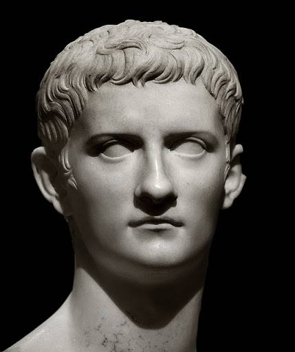 Împăratul Caligula unul din sadicii notorii ai istoriei lumii Împăratul Caligula unul din sadicii notorii ai istoriei lumii