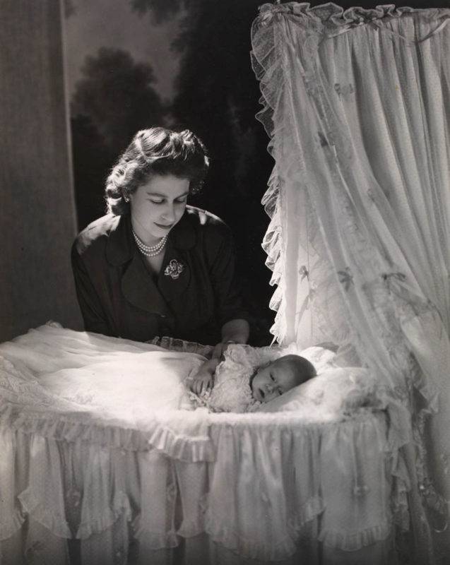Talentele sale au fost căutate, iar în 1931 a devenit fotograf pentru ediția britanică Vogue și a ocupat funcția de fotograf de personal pentru Vanity Fair. Cu toate acestea, timpul său la Vogue s-a încheiat după șapte ani, din cauza inserării unei mici, dar încă lizibile fraze antisemite în Vogue-ul american în textul care însoțește o ilustrație despre societate. Acest lucru a dus la o decizie pentru ca problema să fie reamintită și retipărită, iar Beaton a fost concediat.