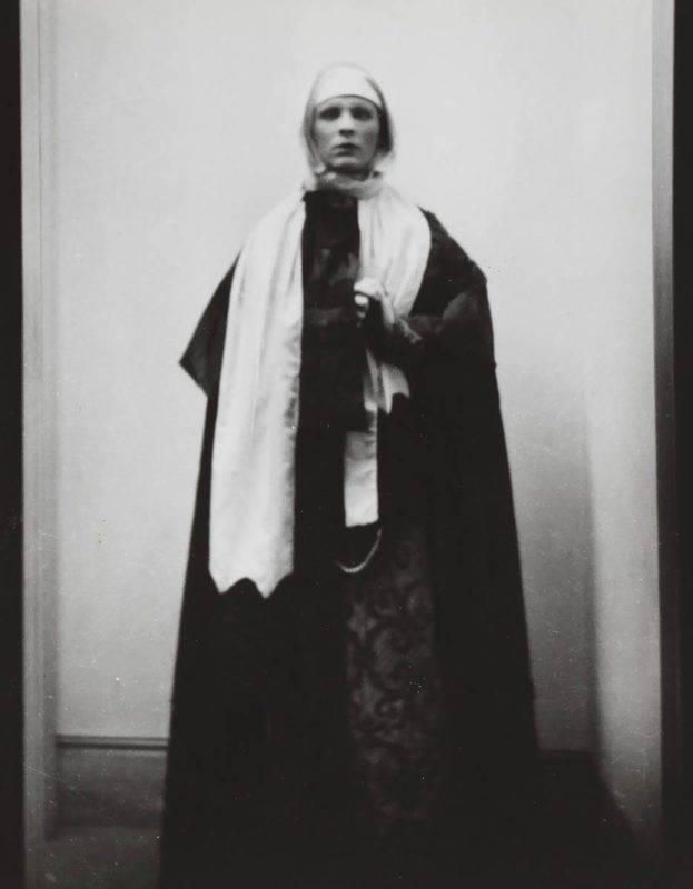 Cariera lui Sir Cecil Beaton în calitate de fotograf distins al Vogue și Vanity Fair