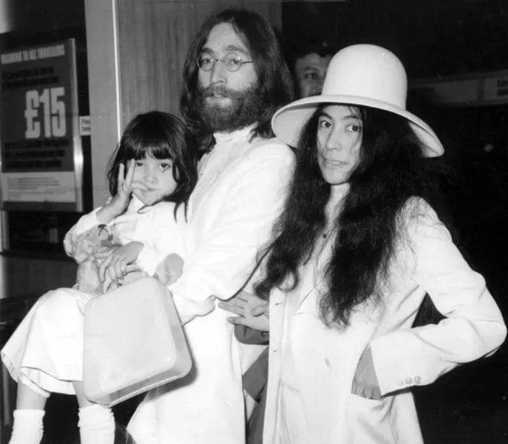 Yoko Ono faimoasă în anonimat Yoko Ono faimoasă în anonimat
