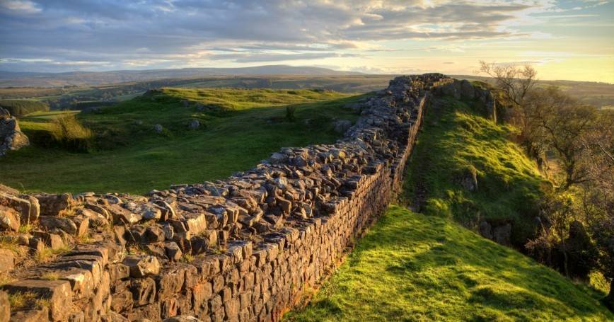 Zidul lui Hadrian Frontiera de Nord a Imperiului Roman