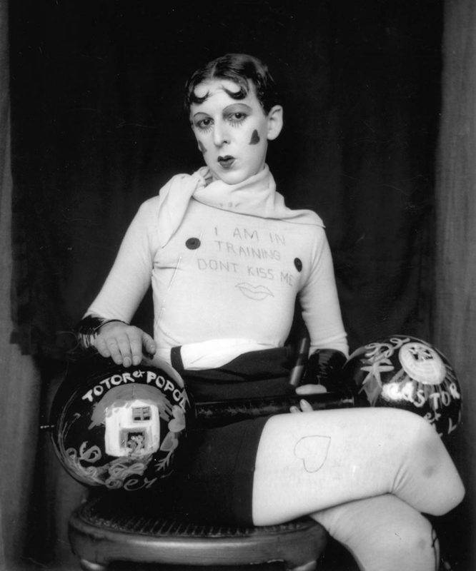 Artiste suprarealiste fascinante și nu, chiar nu sunt Frida Kahlo