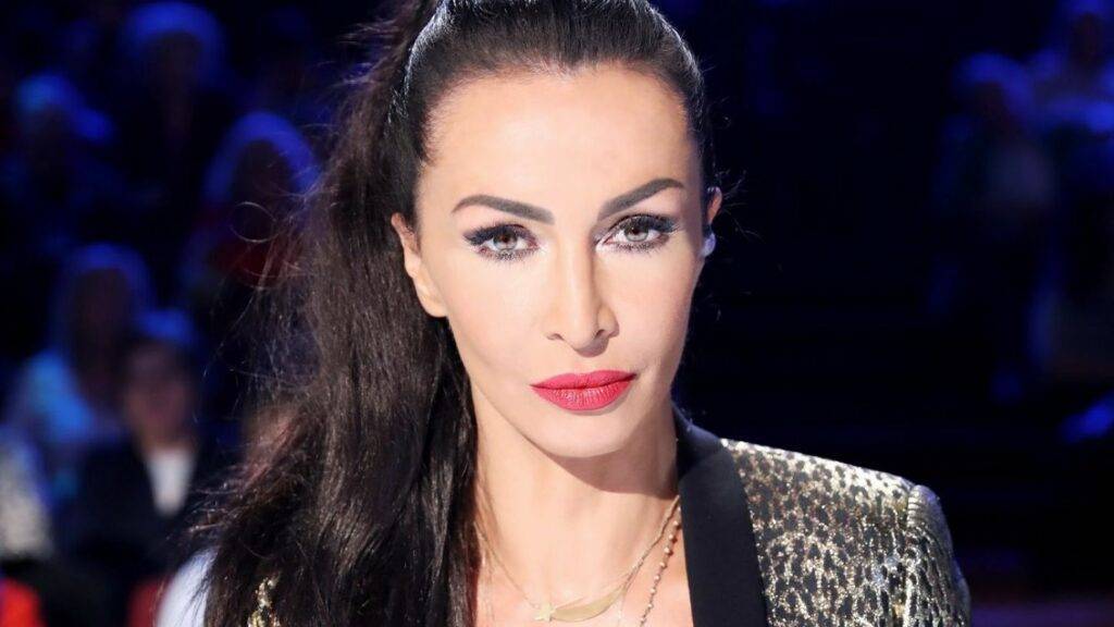 Mihaela Rădulescu a împărtășit cu ceilalți povestea primului său iubit!