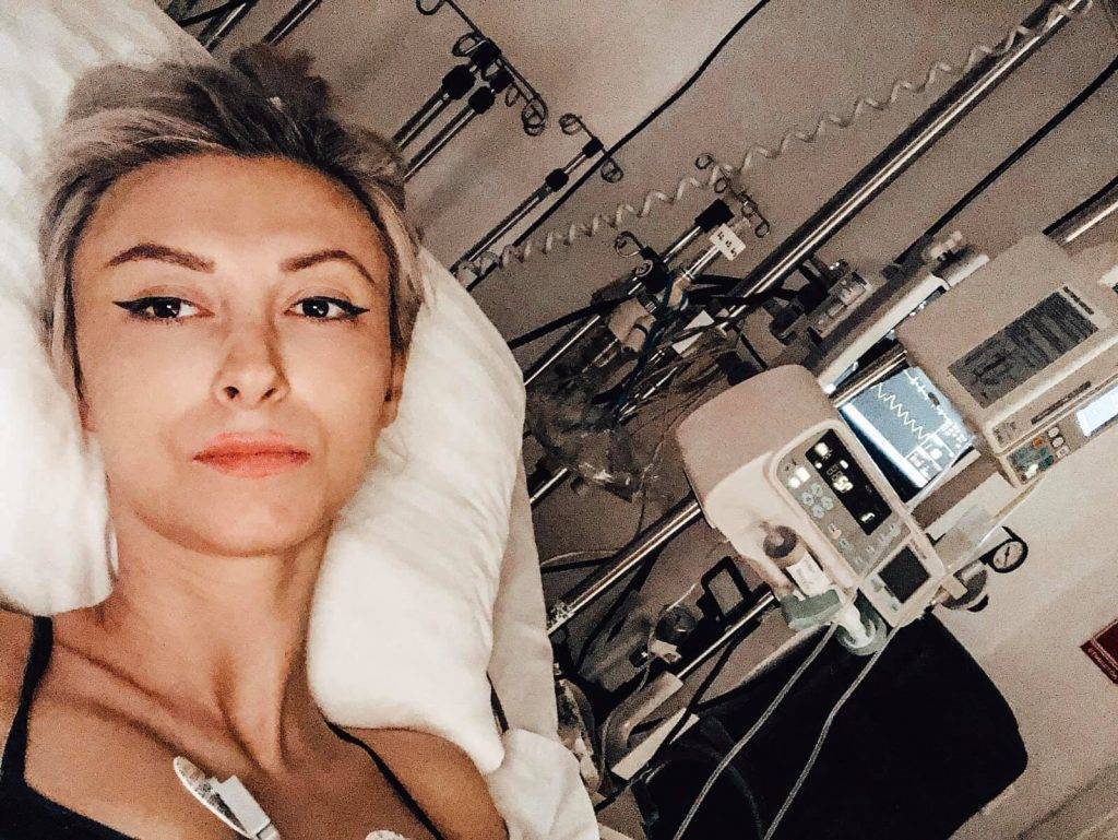 Andreea Bălan a ajuns acasă! După 6 zile petrecute în spital, vedeta a fost externată