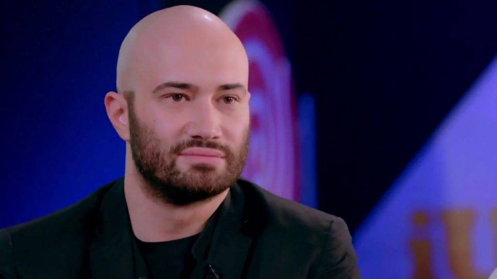 Mihai Bendeac face destăinuiri despre „Jurnalul unui burlac”. Cartea lui este gata!