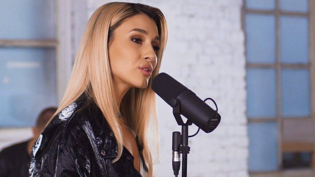 Alina Eremia și-a dezvăluit secretele siluetei de invidiat! Cum reușește artista să arate atât de bine?