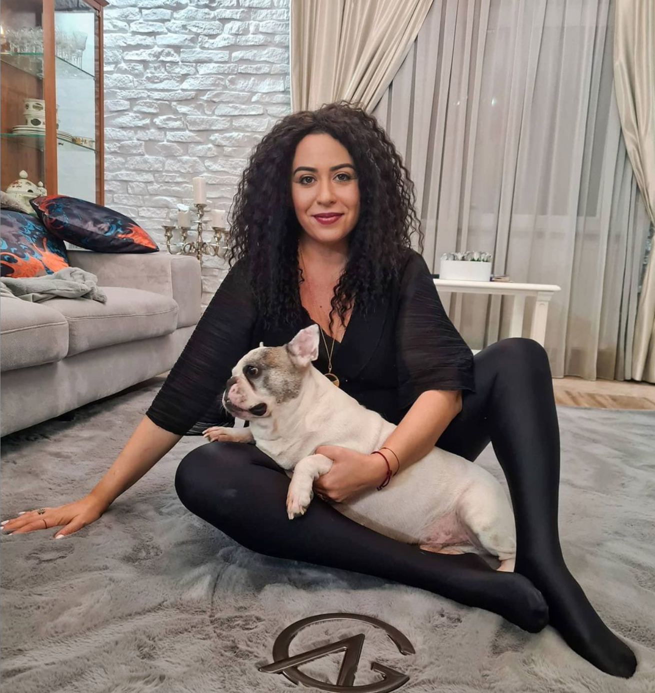 Oana Roman a uimit pe toată lumea cu noua sa schimbare de look. Fanii nu au văzut-o niciodată așa