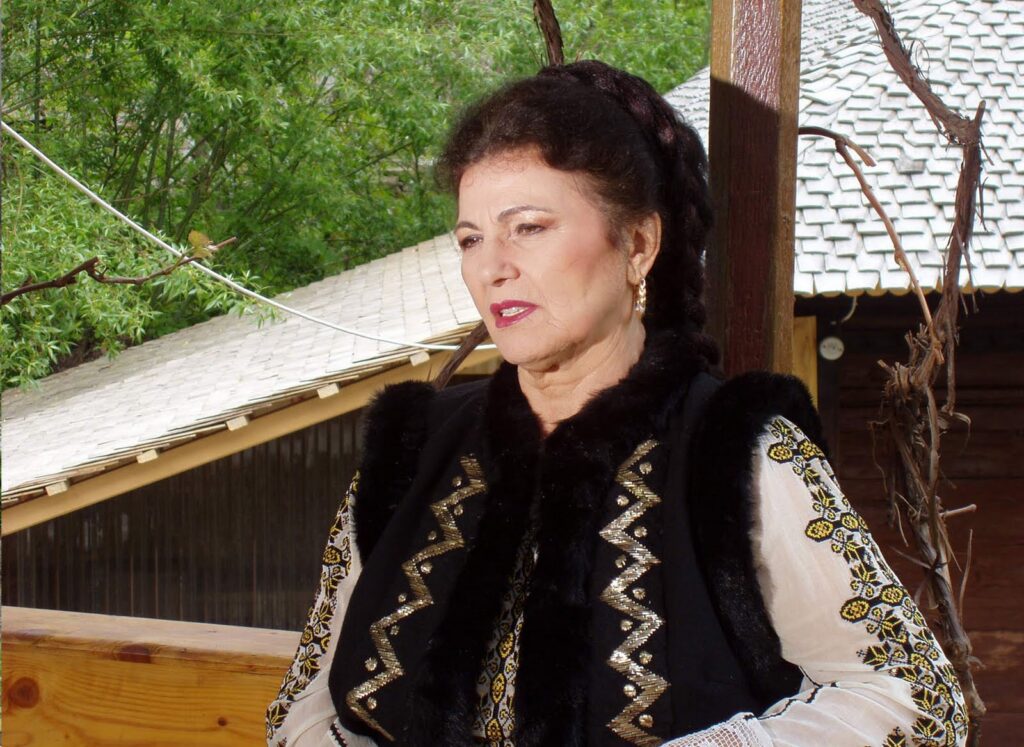 Irina Loghin, la un pas să-și piardă viața în copilărie. A fost salvată printr-o minune