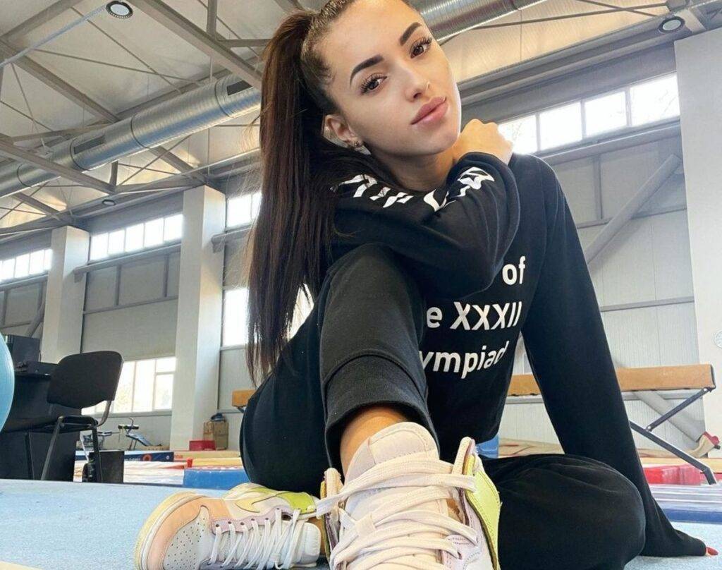 Larisa Iordache