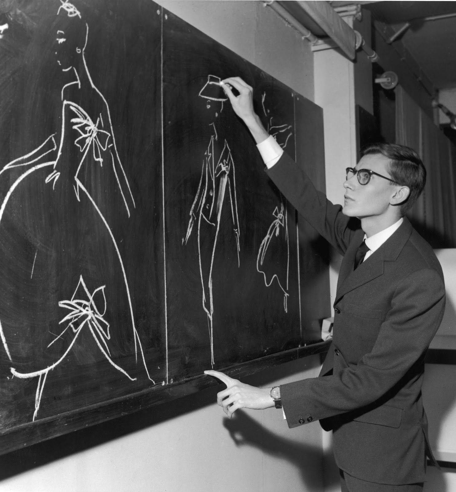 Yves Saint Laurent – povestea celui ce a fost denumit „ultimul mare couturier al Franței” și ucenicul lui Christian Dior