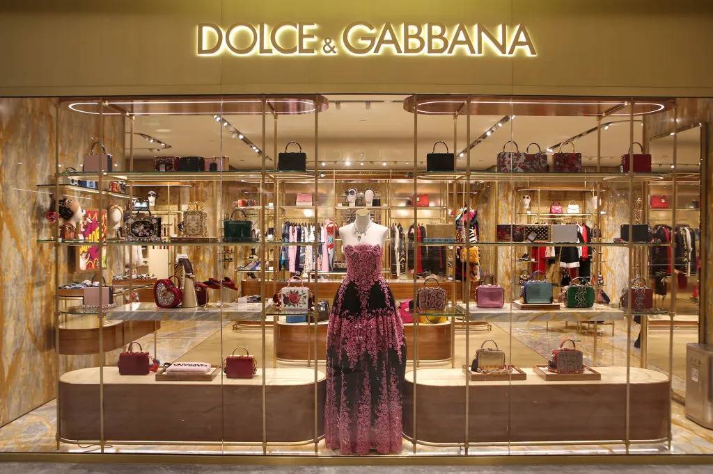 Cine sunt Domenico Dolce și Stefano Gabbana - cei ce au pus bazele casei de modă Dolce & Gabbana