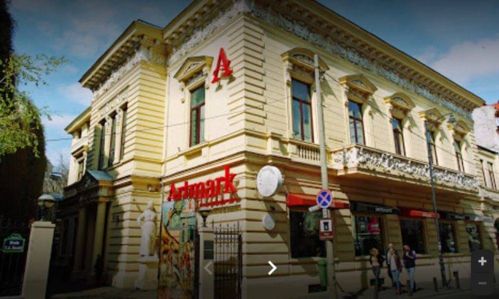 Exemplar al mașinii de criptat Enigma, scos la licitație de Artmark