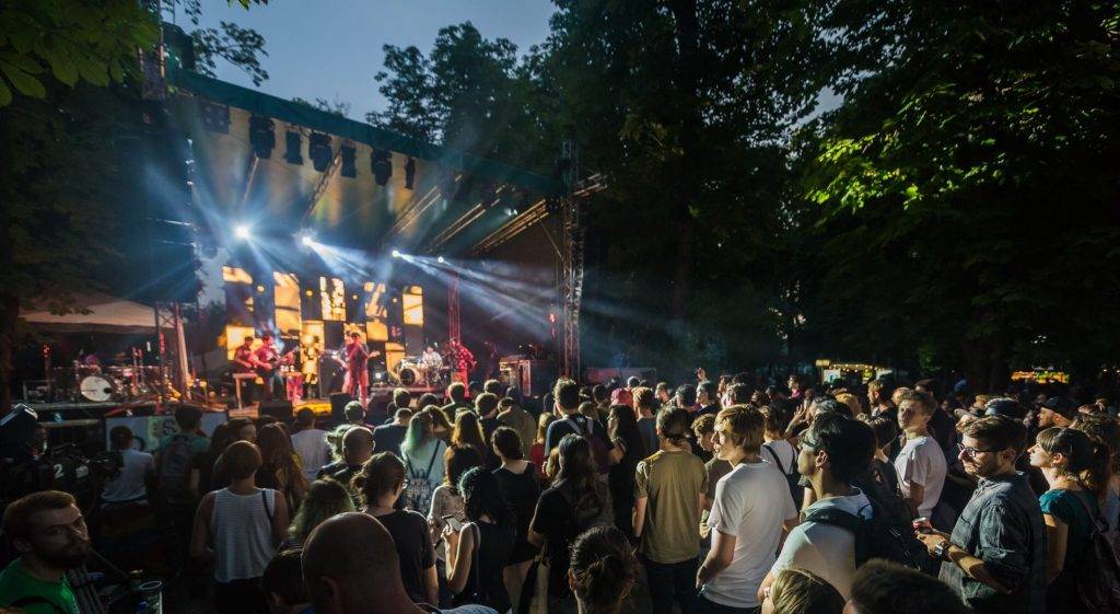 Cluj-Napoca visează în ritm de jazz. A început vânzarea biletelor pentru festivalul din septembrie „Jazz in the Park”